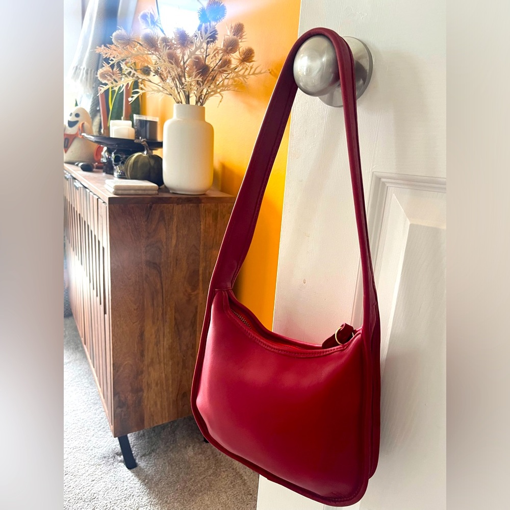 Red Ergo Mini 9020 Zip Shoulder Bag With Red Hang Tag